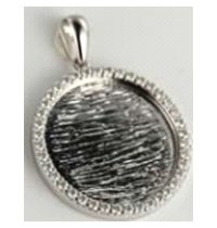 Filigree Pendant - deborahjbirdoesdesigns